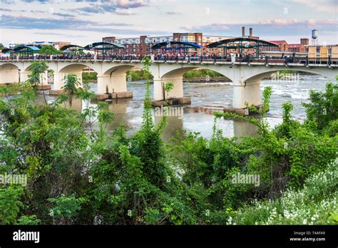 Columbus georgia skyline hi-res stock photography and images - Alamy