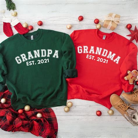 Grandma Grandma Sweatshirt, New Grandma Crewneck, Grandpa to Be Sweatshirt, Gift for Grandparent ...