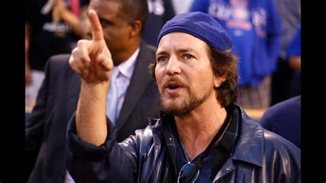 Eddie at the Cubs game tonight. Get a haircut hippie! :D | Eddie vedder, Pearl jam, Pearl jam ...