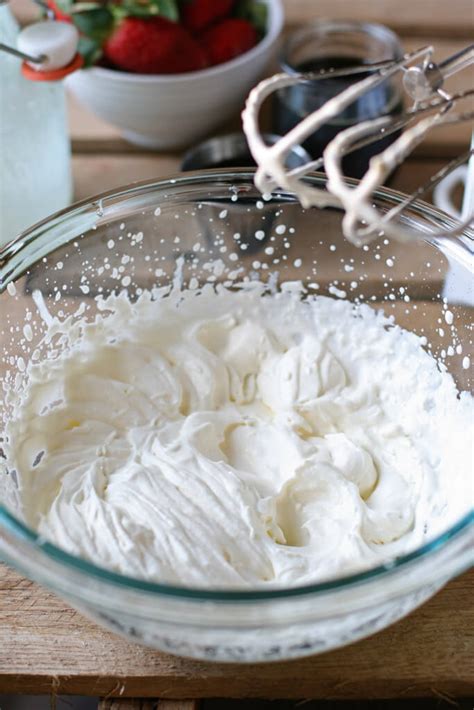 easy homemade whipped cream