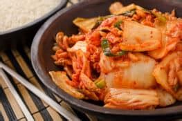 Kimchi Vs Sauerkraut – What’s The Difference? - Foods Guy