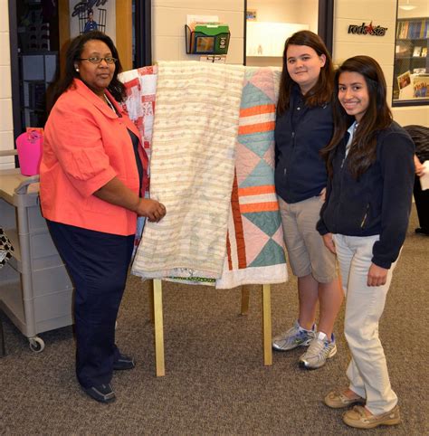 Registrar displays Gee's Bend quilts at Semmes Middle School - al.com