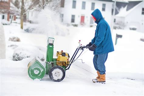 4 Best Toro Snow Blowers Reviews 2024 - Top Picks & Guide | House Grail