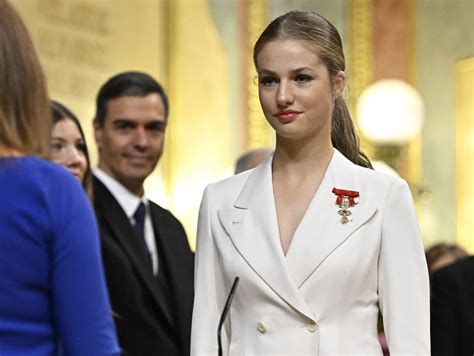 Spain's Princess Leonor turns 18, is feted as future queen at ceremony | Toronto Sun