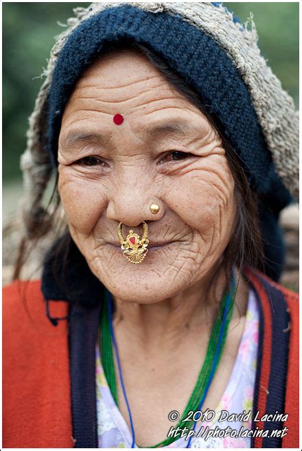 Travel Photo Gallery - Bhutia Woman, Buddhist Sikkim, India