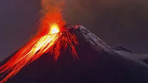 Indonesia's Mount Merapi volcano erupts with bursts of lava, ash ...