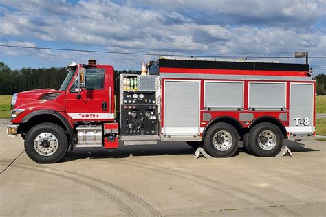 Knotts Island Fire District takes delivery of refurbished 3,000 gallon ...