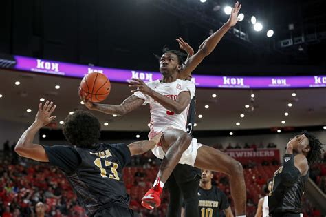 Men's basketball preview: Houston vs. BYU