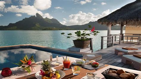 The St. Regis Bora Bora Resort — Luxury Hotels in French Polynesia