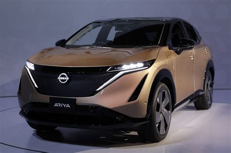 Nissan unveils new electric SUV and logo