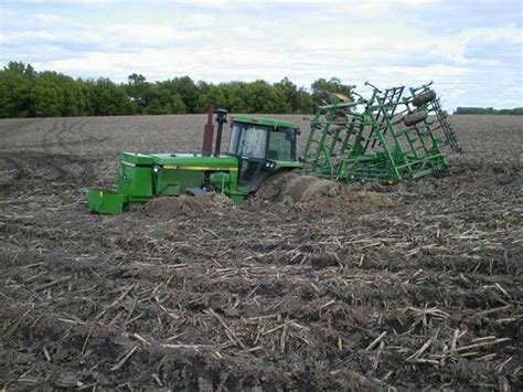 78 Best images about Stuck tractors on Pinterest | John deere, Other and Bud