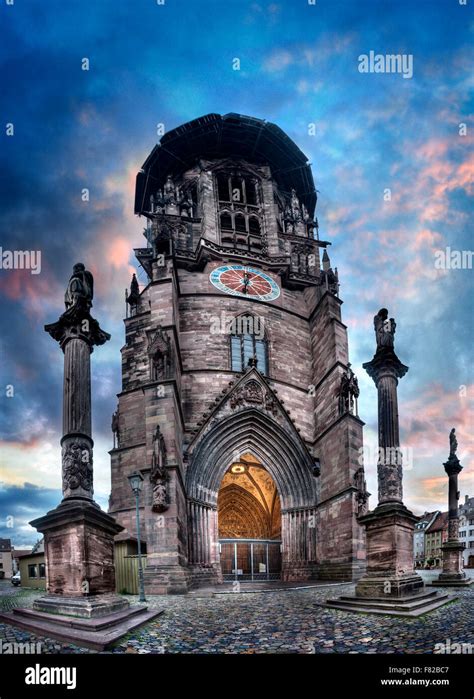 Freiburg cathedral hi-res stock photography and images - Alamy