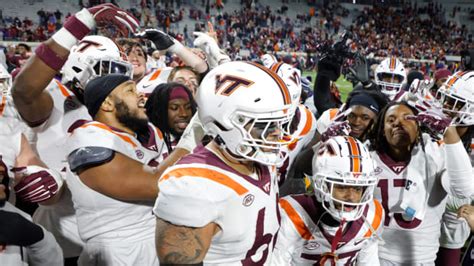 NCAAF Bowl Game Prediction: Virginia Tech vs Tulane