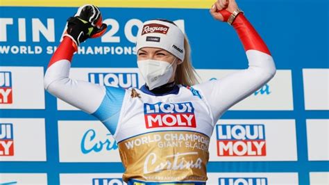 Switzerland's Gut-Behrami wins giant slalom gold at skiing worlds | CBC ...