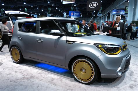 Kia Souls are Groovy at 2013 SEMA Show