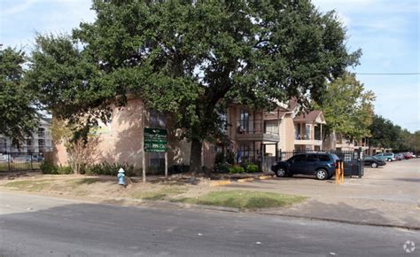 Village of Inwood - Apartments in Houston, TX | Apartments.com