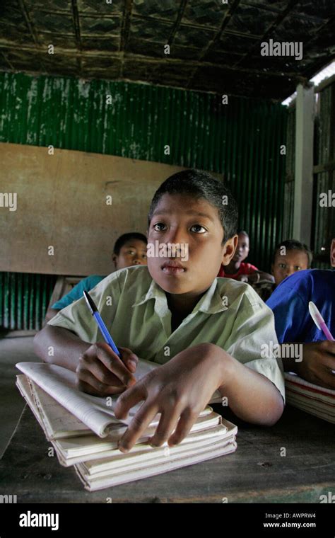 BANGLADESH Interior of a village school Stock Photo - Alamy