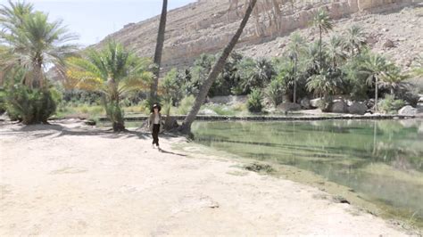 Discover a Hidden Oasis in the Arabian Desert- A Broad Abroad on Yahoo Travel - YouTube