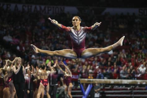 Oklahoma Women's Gymnastics: Sooners win final home meet (photos) | Gallery | oudaily.com