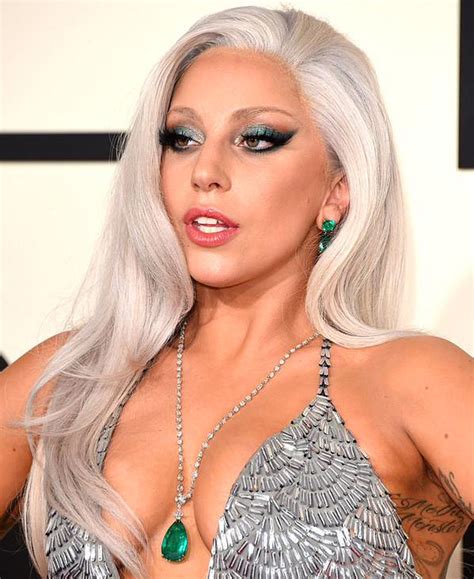 LADY GAGA'S RED CARPET MAKEUP - Beautygeeks