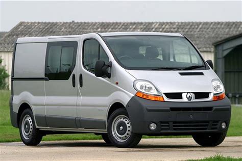 Renault Trafic van review (2001-2014) | Parkers