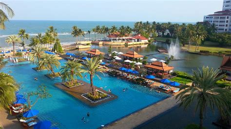 Dusit Thani, Hua Hin | Family friendly hotels, Beach hotels, Best family beaches