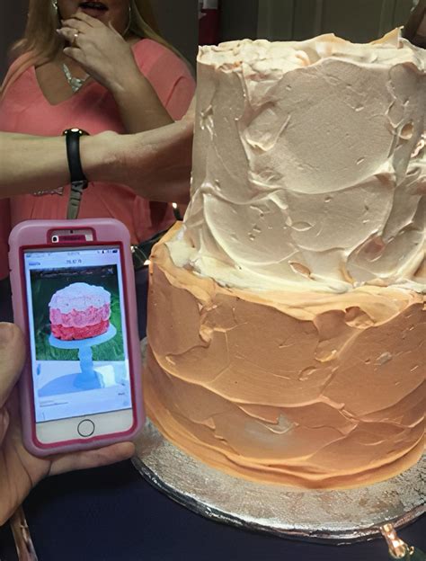 40 Times People Questioned If These Wedding Cakes Were The Right Choice ...