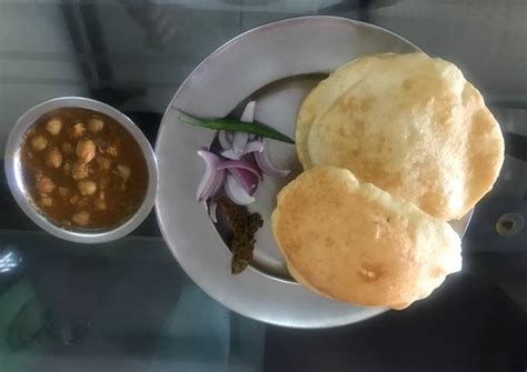 Chana Bhatura Recipe by Ela Grover - Cookpad