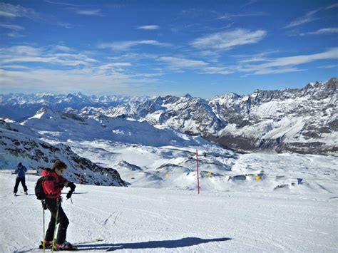 Skiing in Breuil-Cervinia, Valle d’Aosta, Italy – Visititaly.info