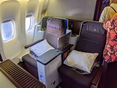 Boeing 777 300er Business Class Seats