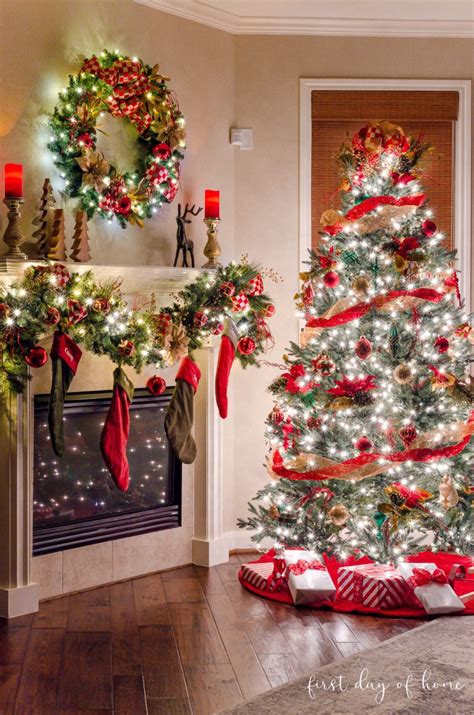 Quick & Easy Tips for Christmas Tree Decorating