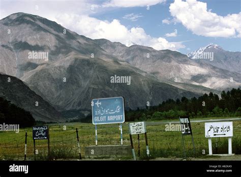 Pakistan Azad Kashmir Gilgit airport Stock Photo - Alamy