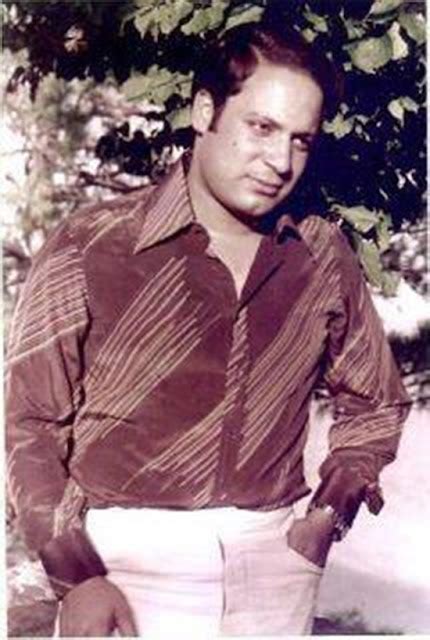 Young Age Pictures Of Mian Nawaz Sharif Prime Minister of Pakistan ...