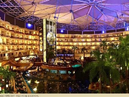 5 Star Sahara Star Hotel Package in Mumbai - Travel Package Deals & Offers