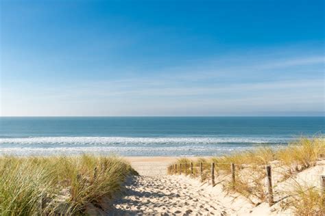 The 17 most beautiful French beaches to (re)discover this summer | French beach, Beautiful ...