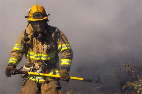 How to Train to Join the Military, Police or Firefighter | Military.com