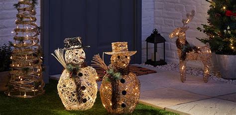 Christmas Decorations | Dunelm