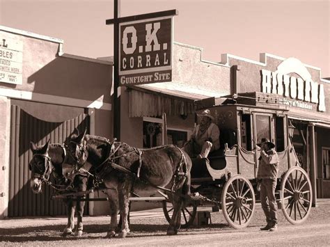 MR. HALL'S AMERICAN HISTORY CLASS: The Gunfight at the OK Corral