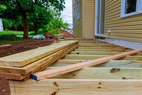 What Are The Pros And Cons Of Tigerwood Decking? | Upgradedhome.com