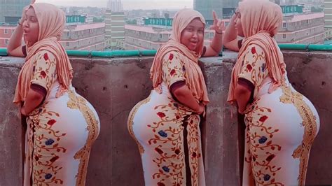 Bast niiko kacsi leh big ass Somali girl guurdoon ah - YouTube