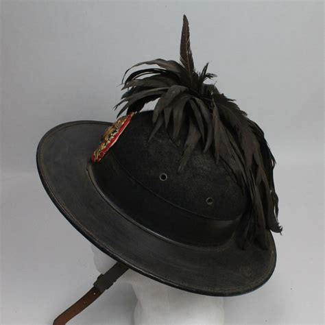 Ancient Italian Bersaglieri hat. Complete and with its feathers. - Catawiki