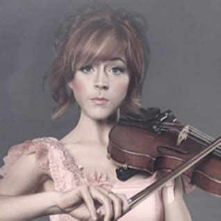 Lindsey Stirling - Crystallize - tekst, tłumaczenie, interpretacja, tekstowo - Groove.pl