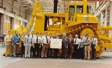 DOZER: Cat’s innovative D10 celebrates 40 years - Canadian Mining Journal