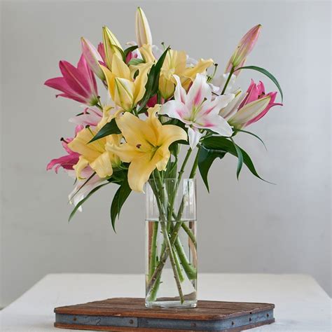 Months of Fragrant Lily Bouquets | White Flower Farm