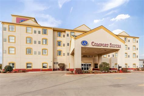 Comfort Suites Yukon - SW Oklahoma City, Yukon, USA | Will rogers world airport, Indoor swimming ...