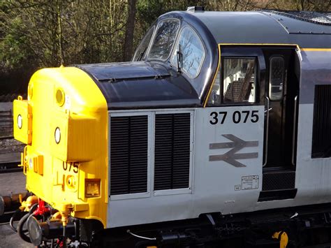 Steam Memories: Class 37 diesel locomotive at Haworth