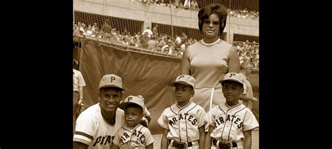 Roberto Clemente and family. by Shadow-Dancer-of-305 on DeviantArt