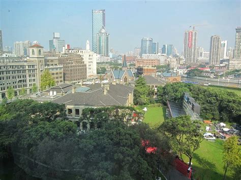 Luxury Hotel Review: The Peninsula Shanghai - FOODICLES