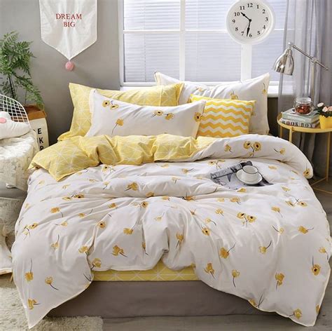 Flower print bedding | Bettwäsche, Bettwäsche set, Zuhause