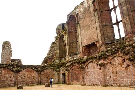 A stroll through Kenilworth Castle Ruins | Smithsonian Photo Contest | Smithsonian Magazine